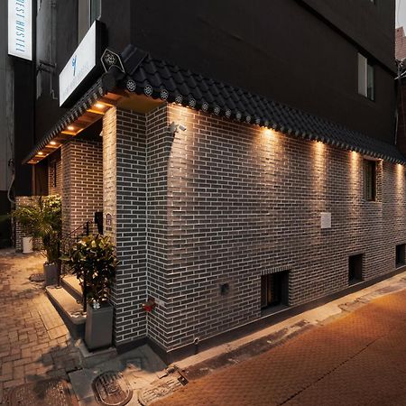 Eight Rest Hostel Myeongdong Сеул Екстериор снимка